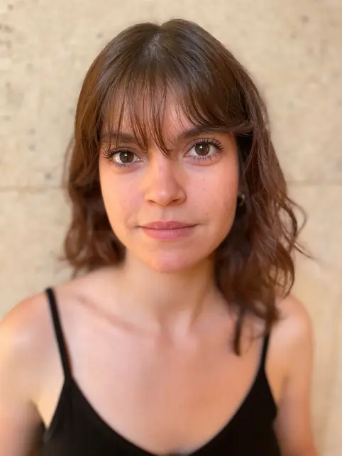 In&egrave;s MANGLANO, Portrait